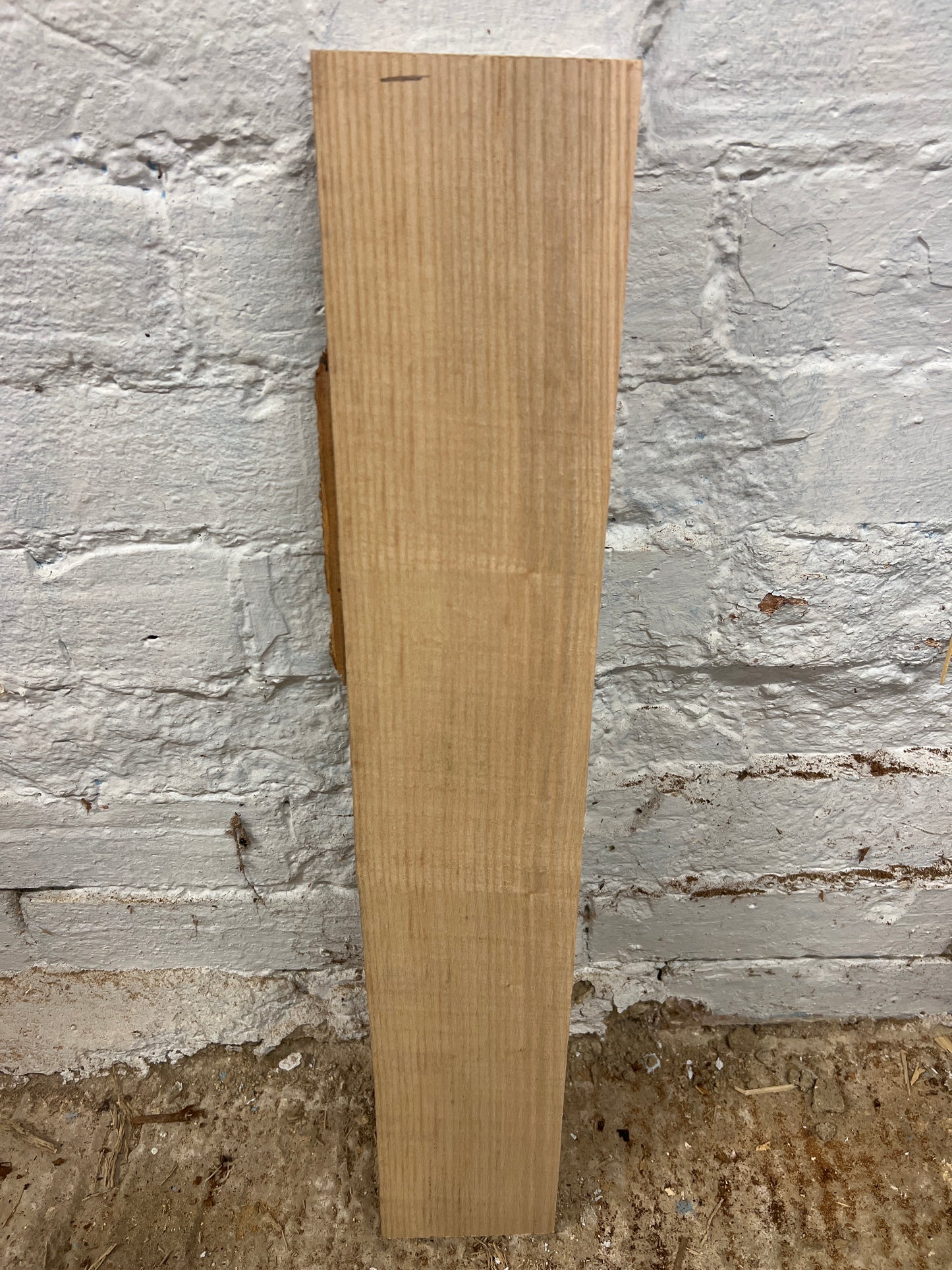 Ash No 128 - 610x105x33mm Planed