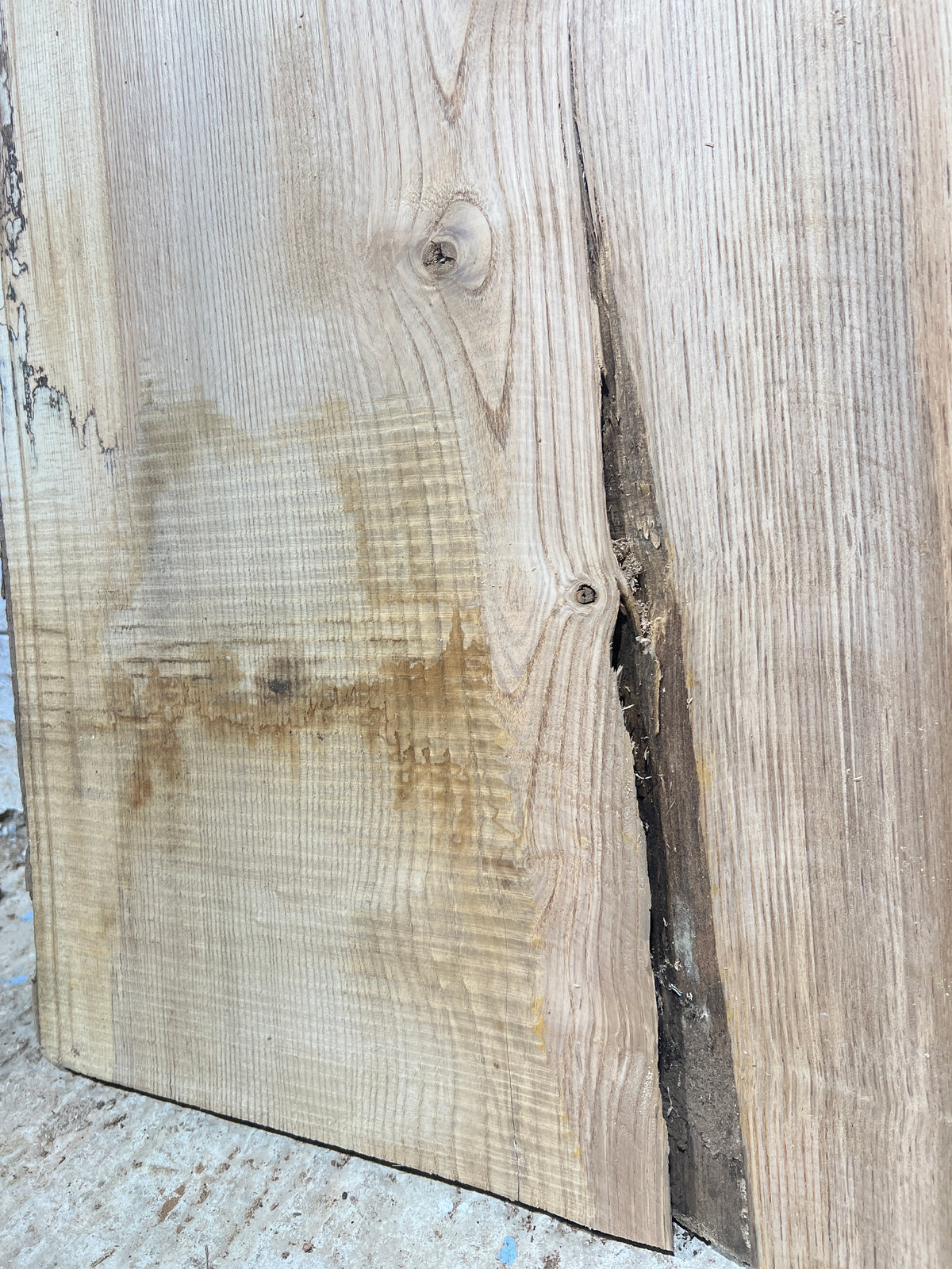Ash No 56 - 620x550-570x35mm Planed