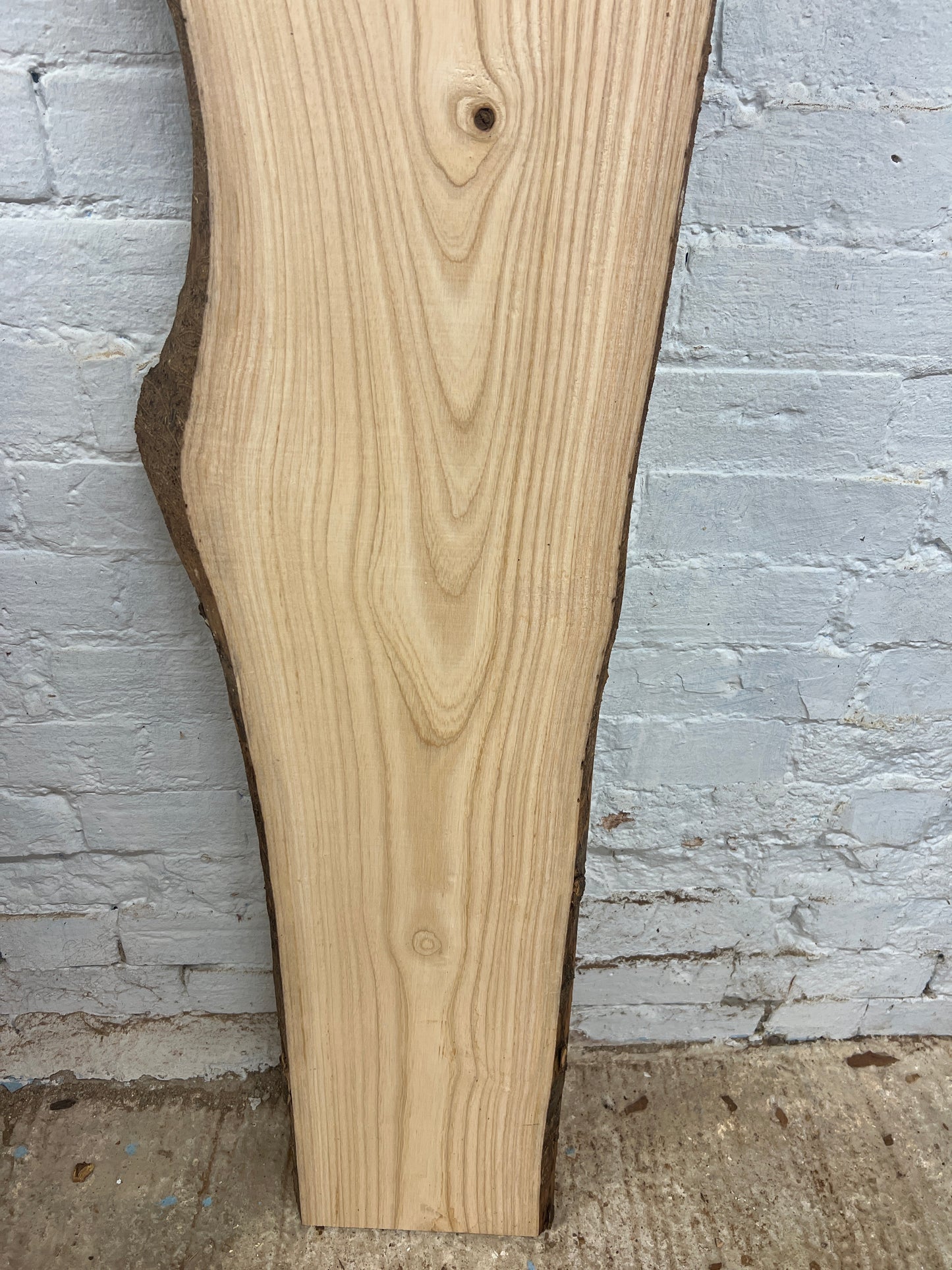 Ash No 48 - 1580x260-370x37mm Planed