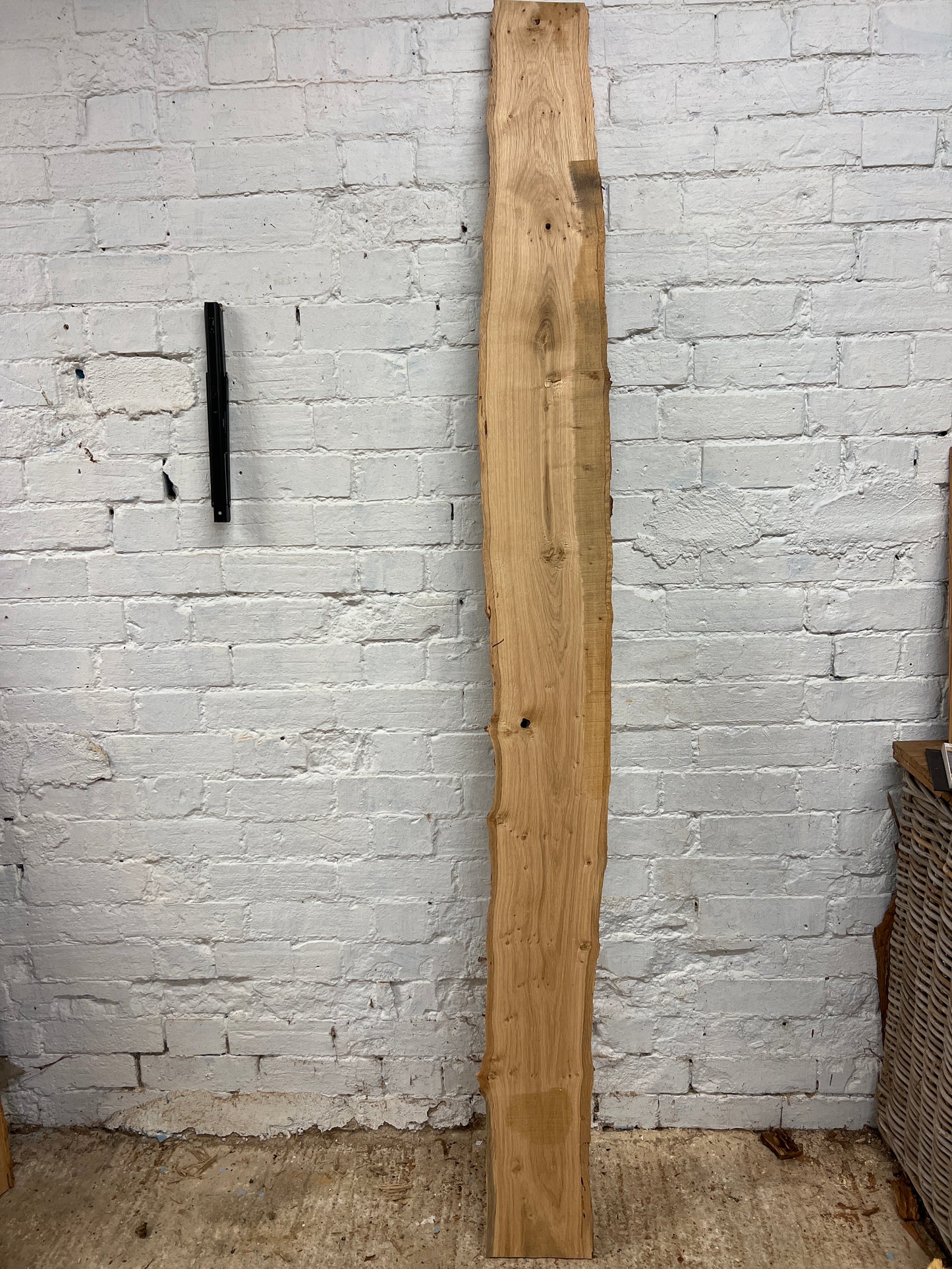 Oak No 21 - 1970x140-200x23mm Planed