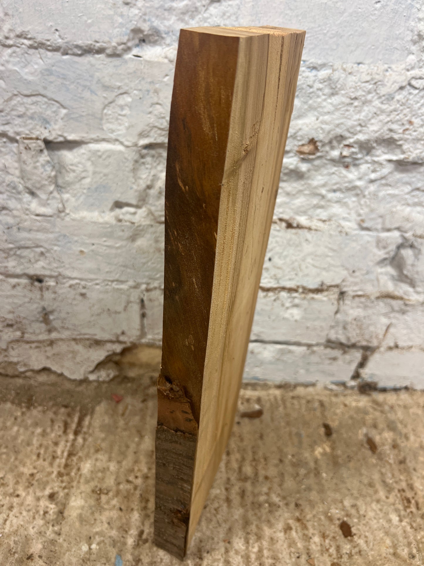 Cherry No 116 - 435x150-170x30mm Planed