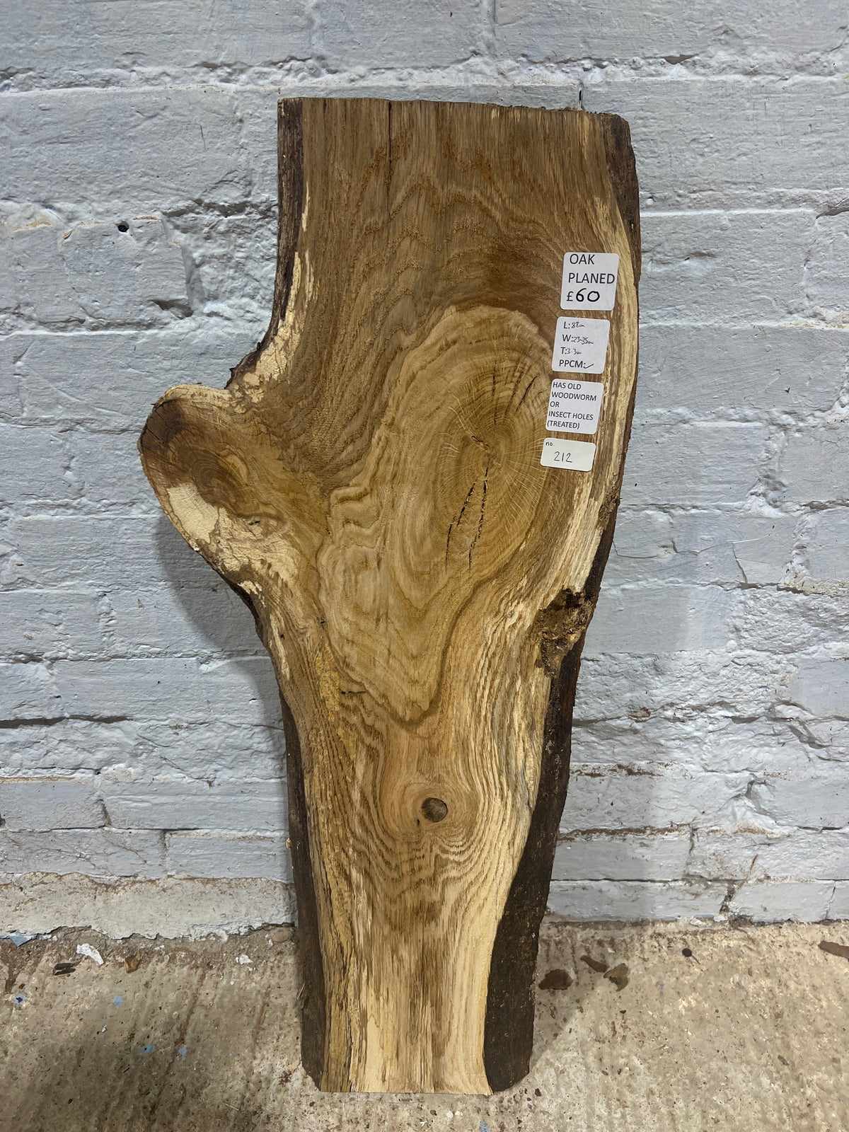 Oak No 212 - 880x230-350x33mm Planed