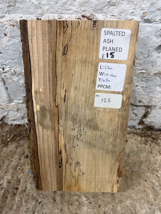 Spalted Ash No 125 - 270x150-160x49mm Planed