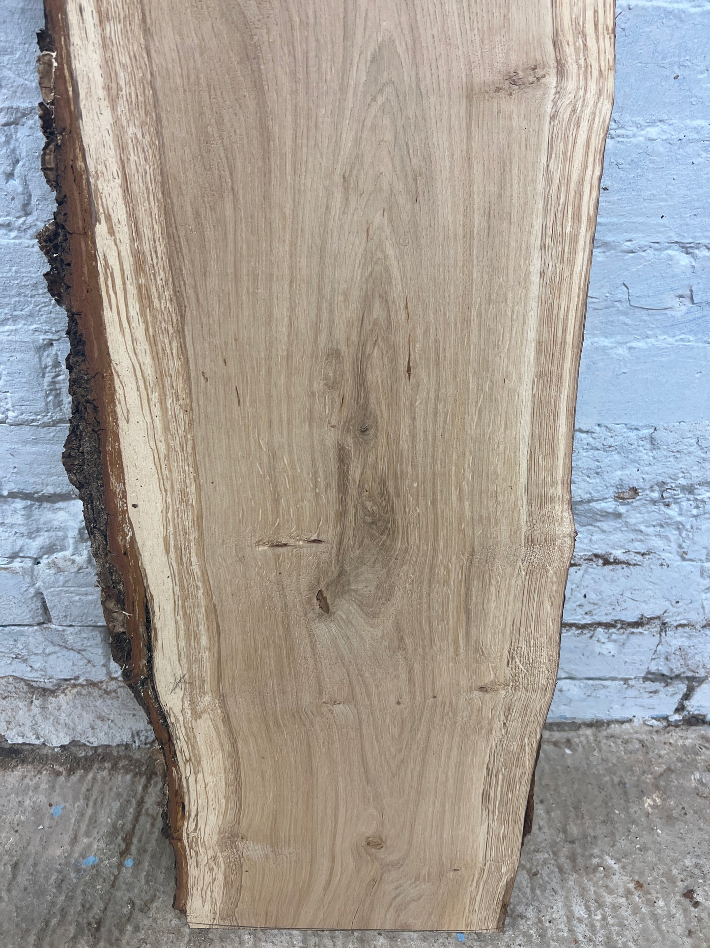 Oak No 67 - 1113x300-350x37mm Planed