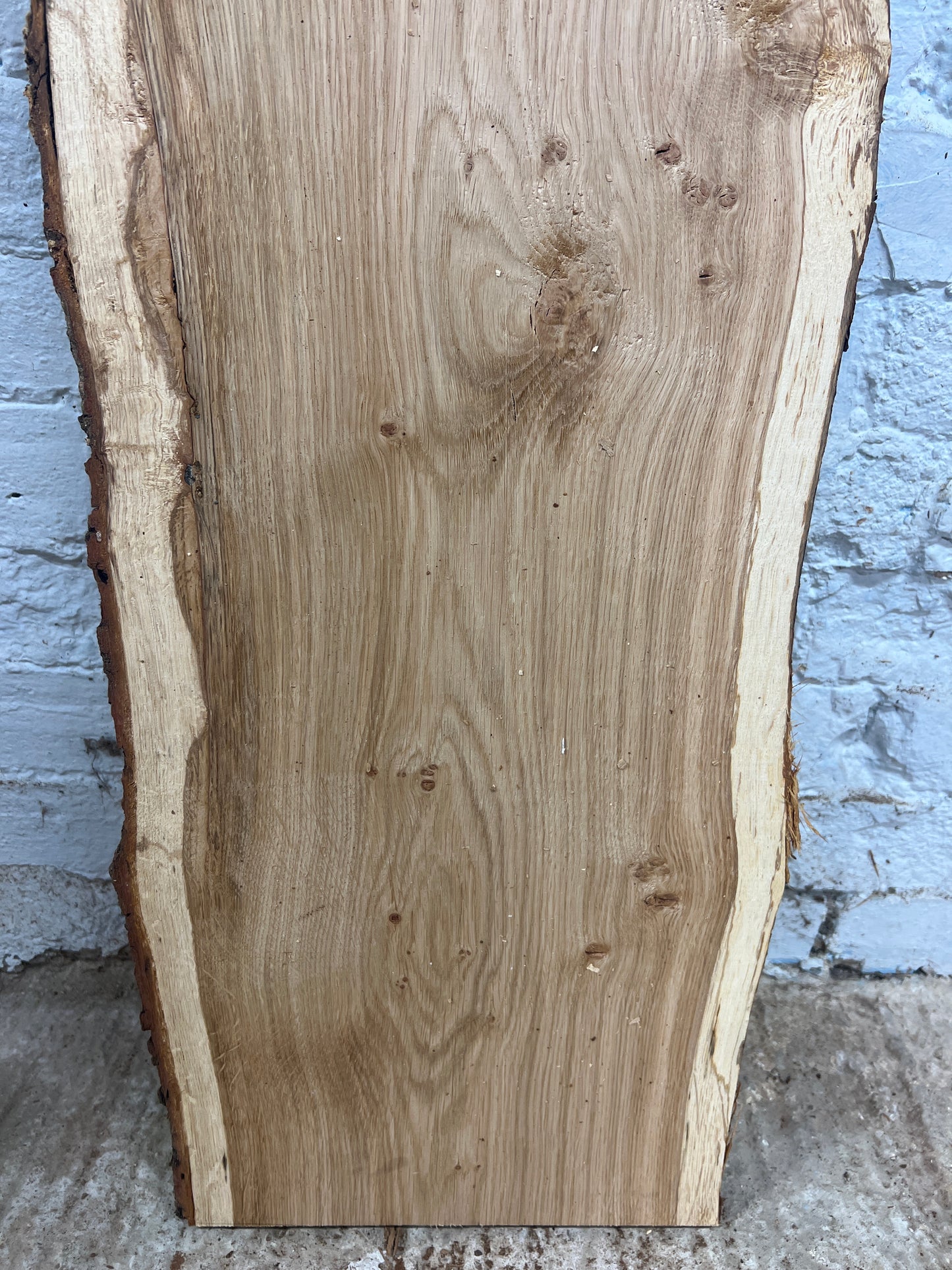 Oak No 160 - 1010x300-340x30mm Planed