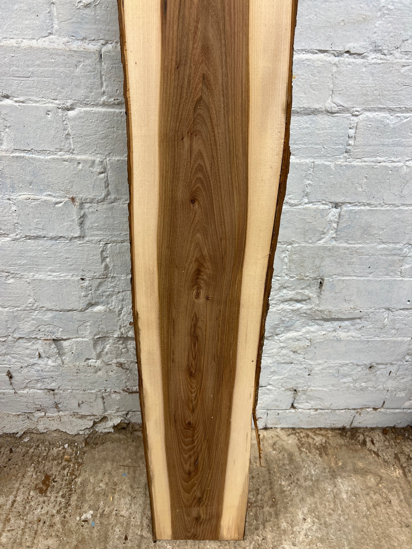Elm No 170 - 1736x190-240x33mm Planed