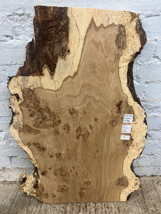 Aged Pippy Oak No 19 - 830x350-560x33mm Planed