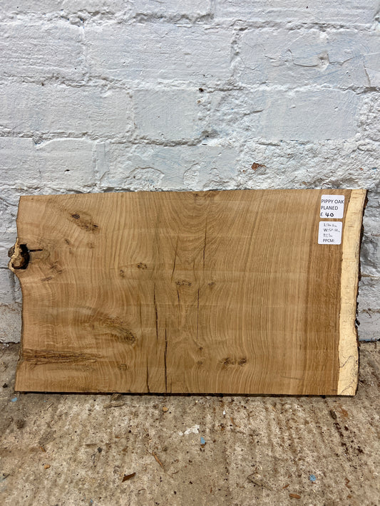 Aged Pippy Oak No 178 - 343x570-580x28mm Planed