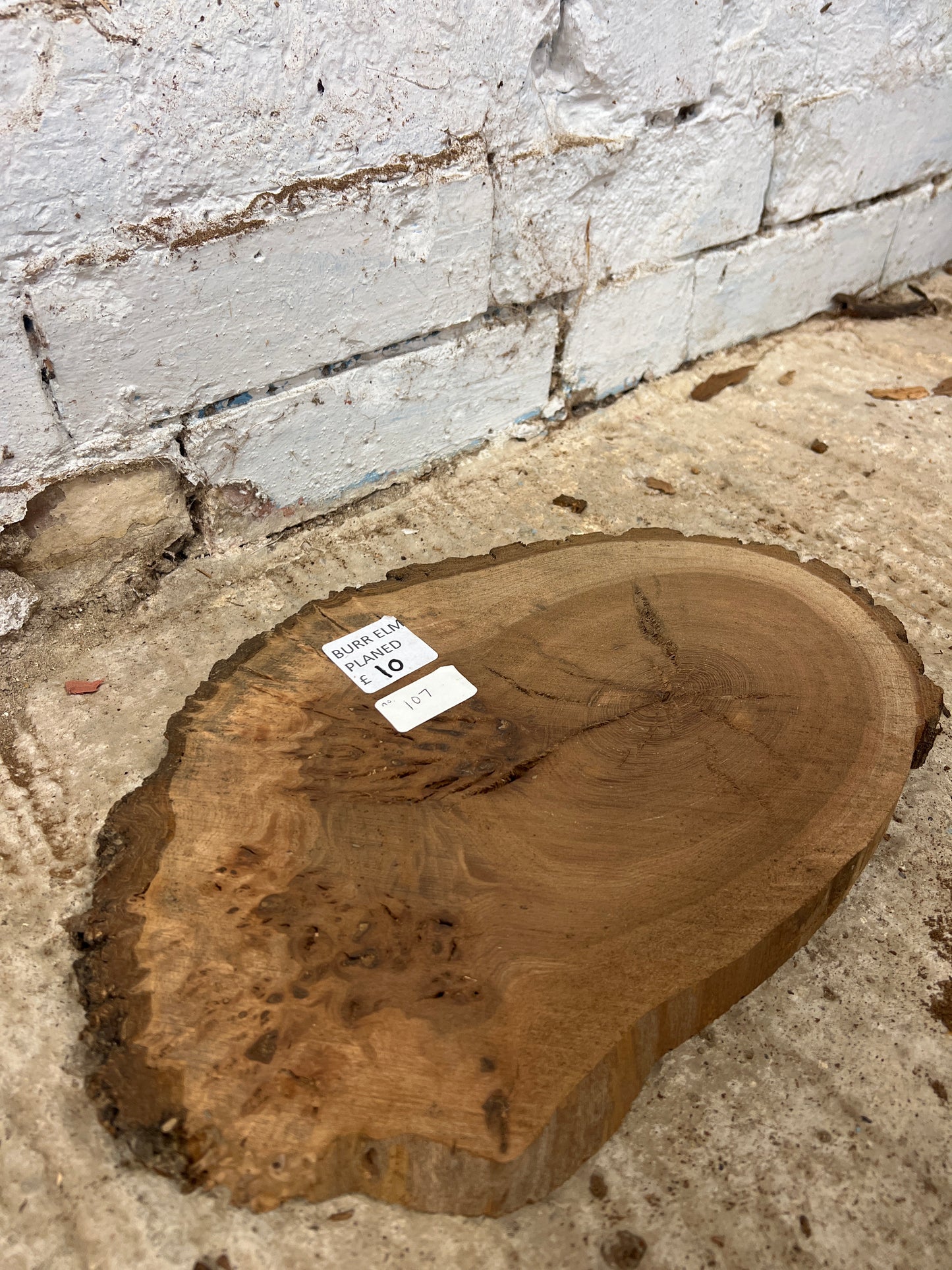 Burr Elm No 107 - 350x240x20mm Sawn