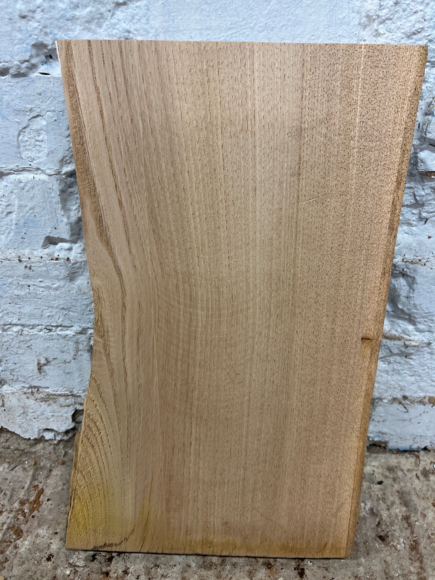 Chestnut No 127 - 425x220-260x35mm Planed