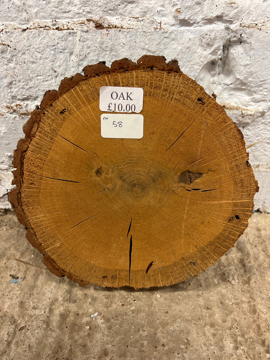 Oak Round No 58 - 230x210x60mm Sawn
