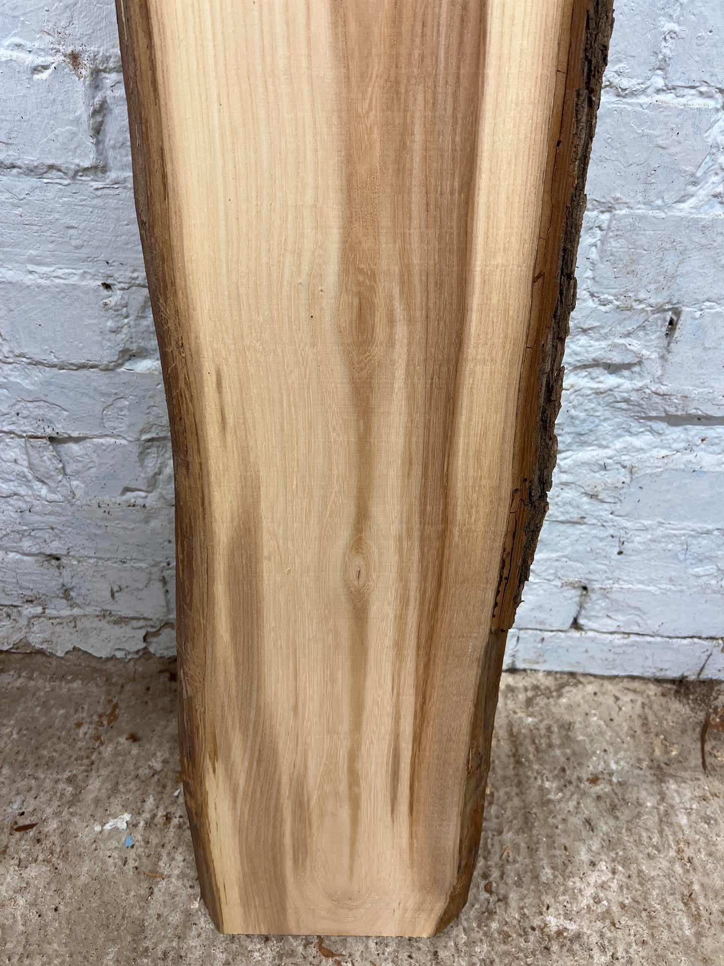 Elm No 169 - 1410x250x36mm Planed