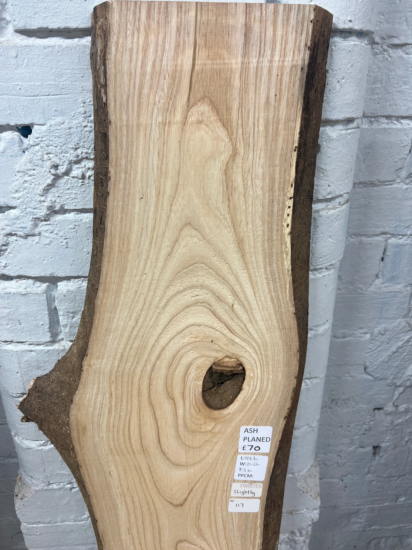 Ash No 117 - 1243x210-330x36mm Planed